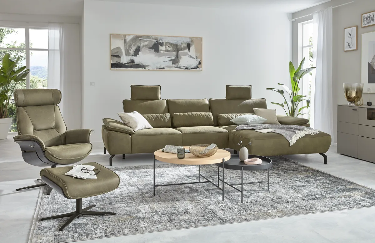 Polstergruppe MR 270 und Relaxsessel MR 276